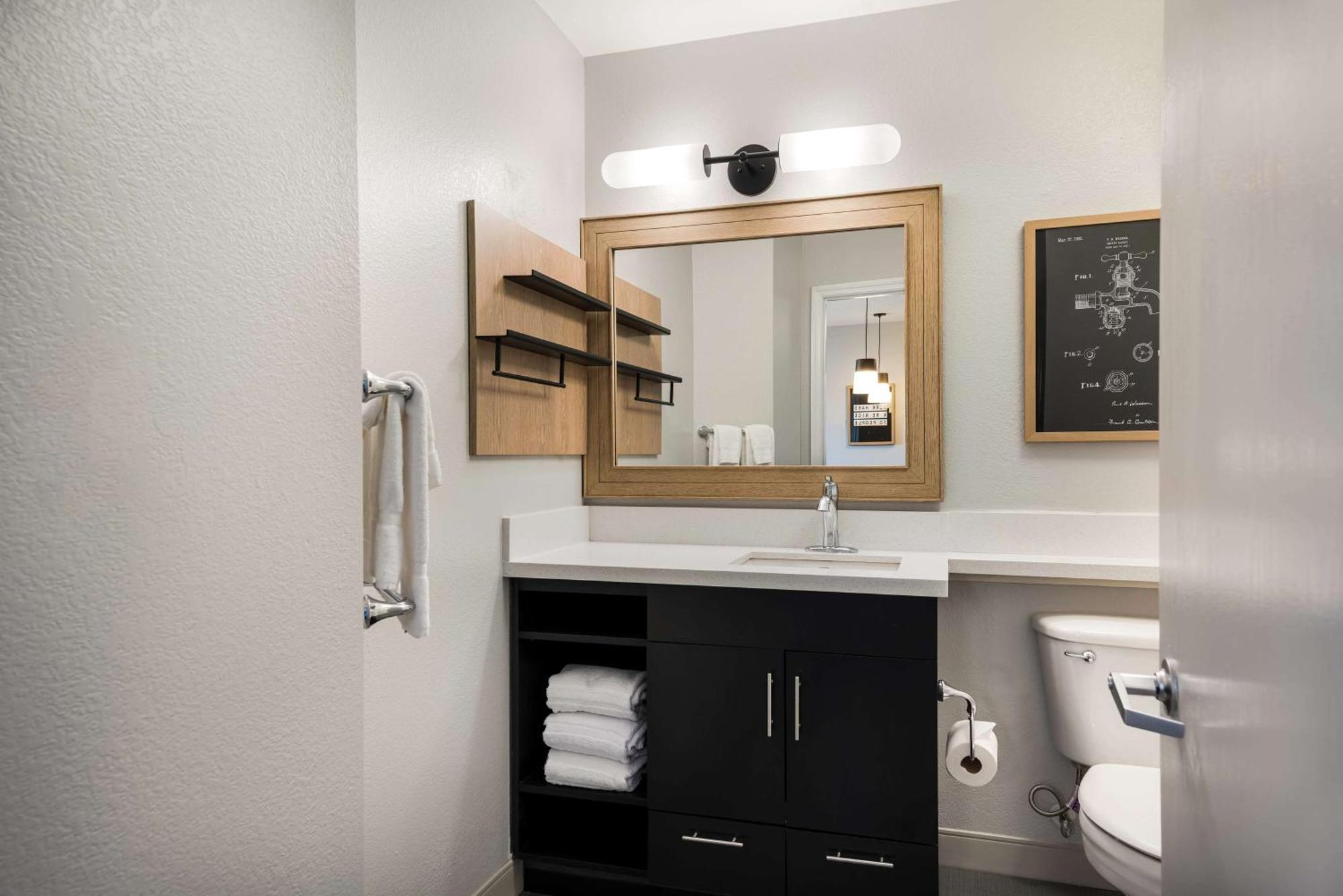 Sonesta Simply Suites Baltimore BWI Airport Linthicum Esterno foto